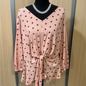 Elegant Polka Dot V-Neck Blouse - Peach